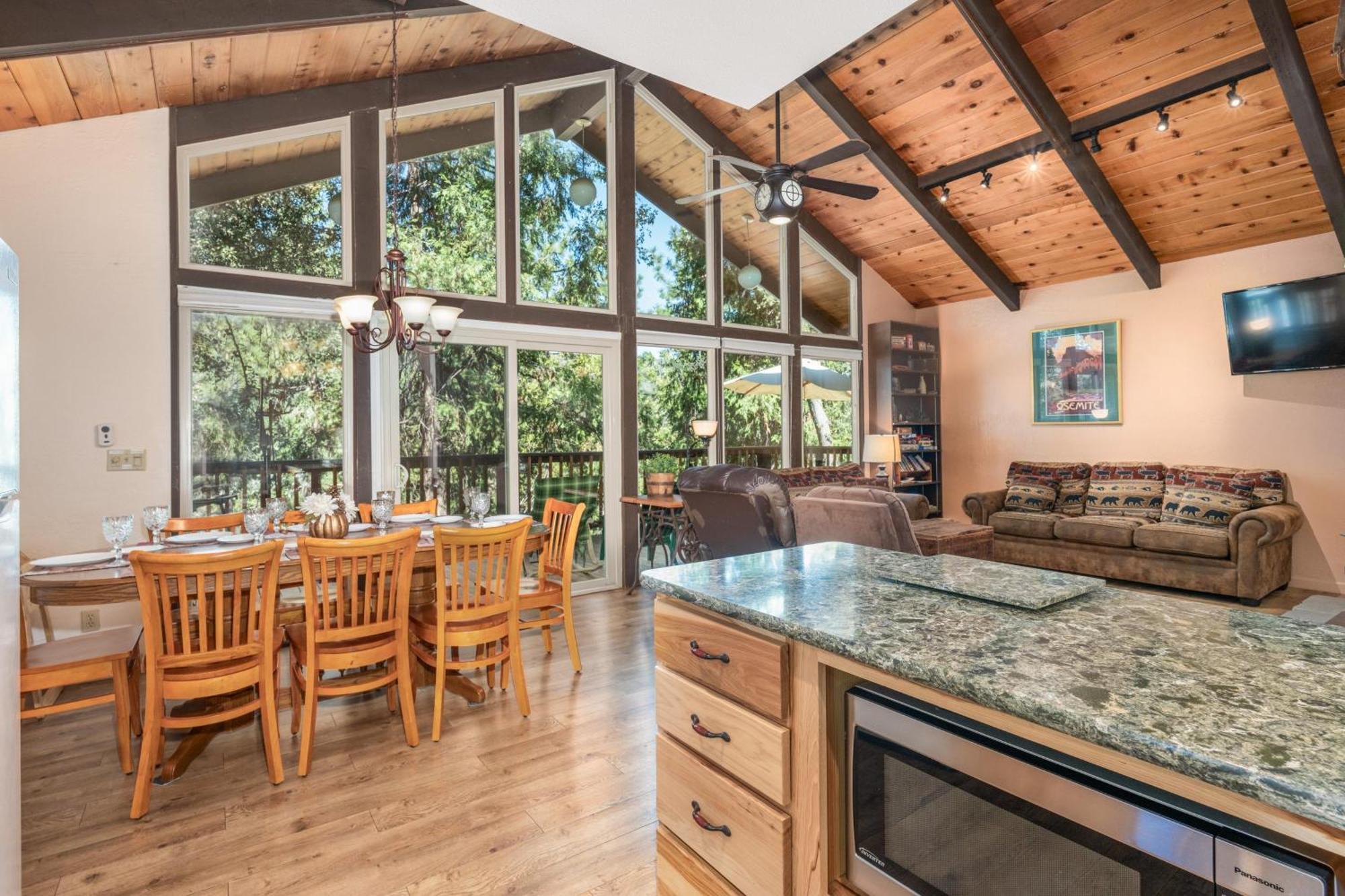Cedar Mountain Lodge Oakhurst Ngoại thất bức ảnh